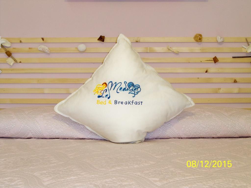 פיומיצ'ינו B&B Le Meduse חדר תמונה